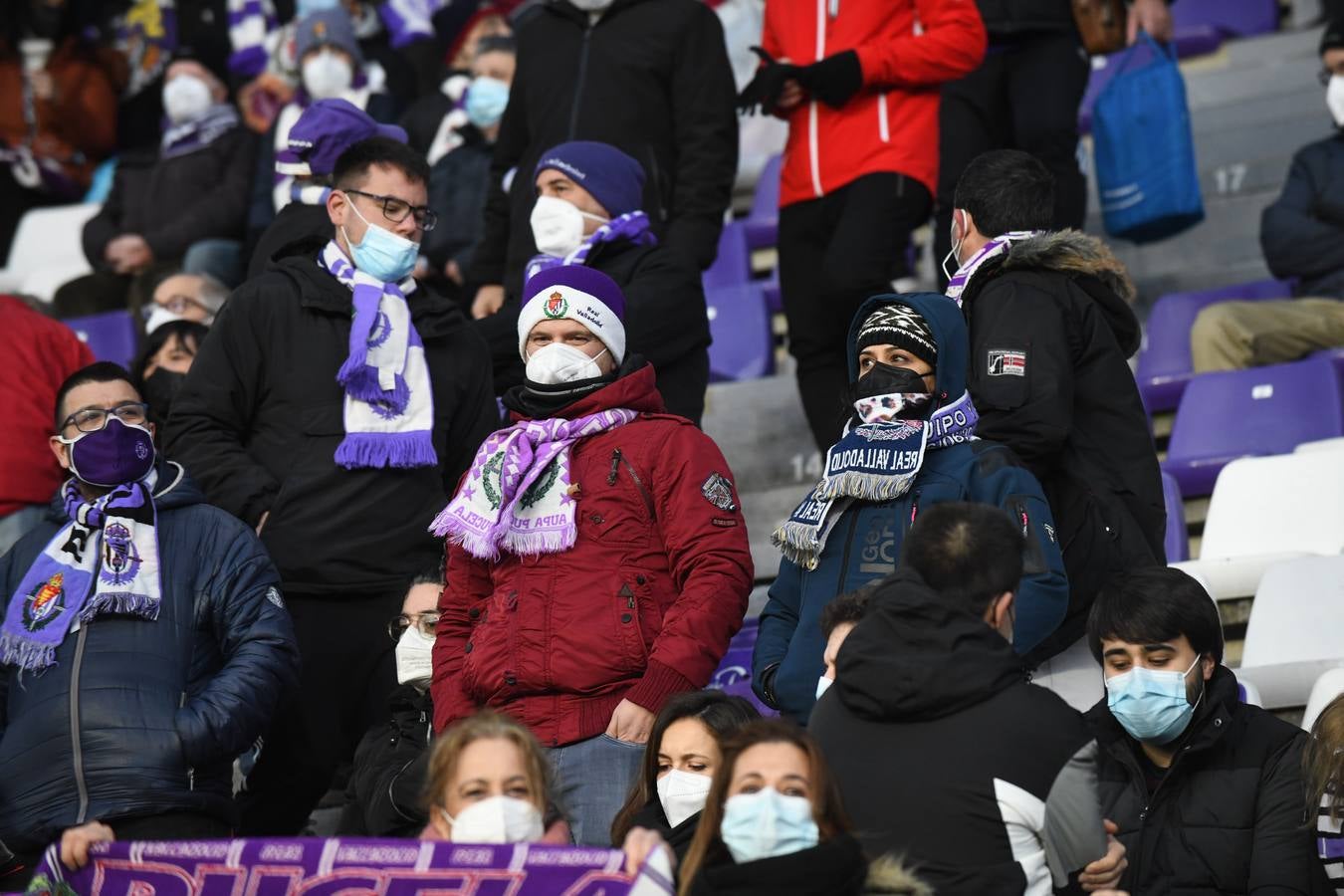 Fotos: Búscate en la grada de Zorrilla (1/4)