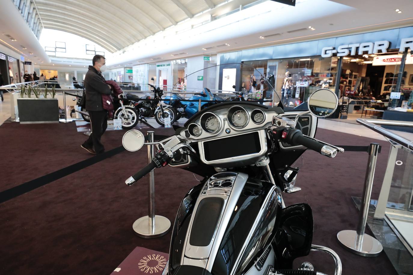 Fotos: Exposición de motos en el Centro Comercial Vallsur