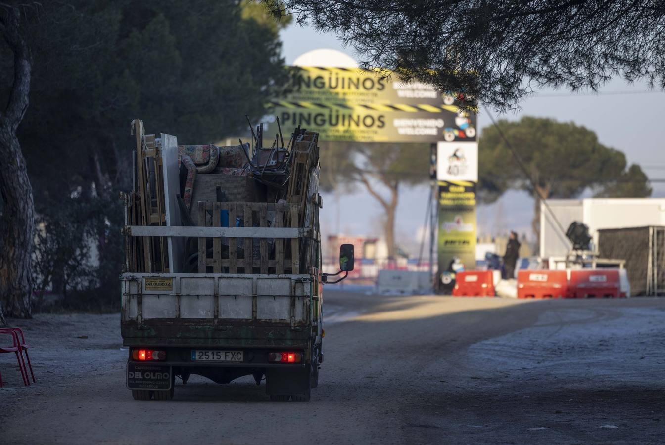 Fotos: Trabajos de limpieza de la antigua Hípica tras el paso de Pingüinos