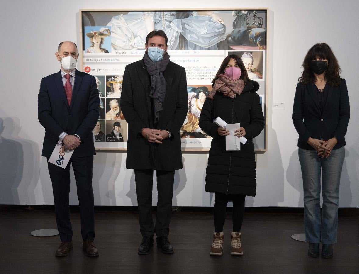 Fotos: La sala de Las Francesas acoge la muestra con las obras finalistas del certamen de pintura de Acor