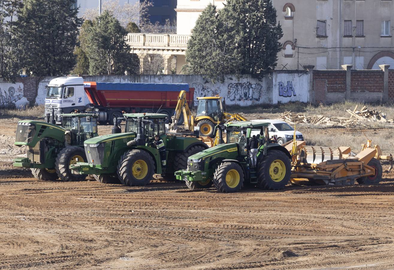 Fotos: Trabajos de urbanización en los terrenos de los cuarteles de Farnesio de Valladolid