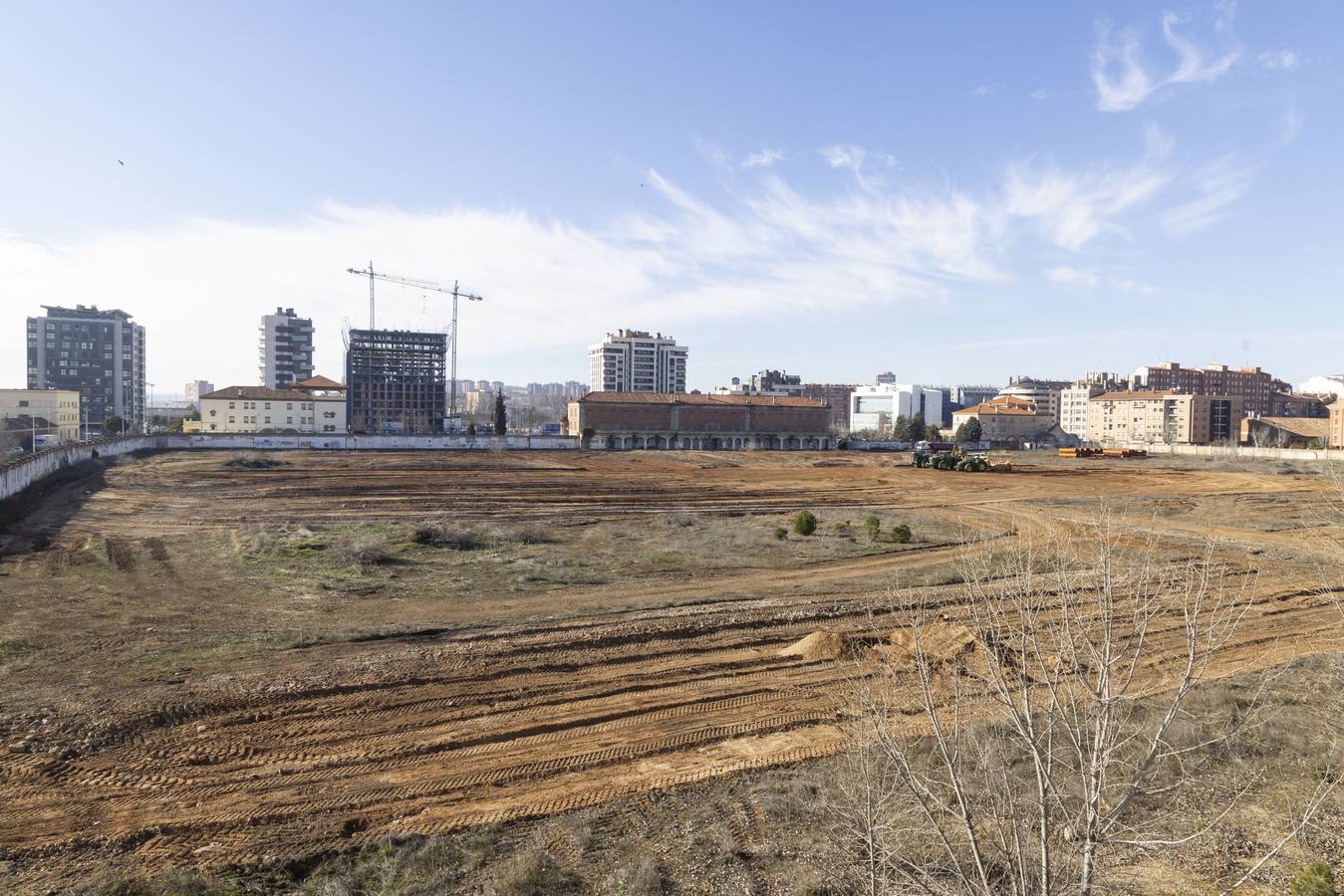 Fotos: Trabajos de urbanización en los terrenos de los cuarteles de Farnesio de Valladolid