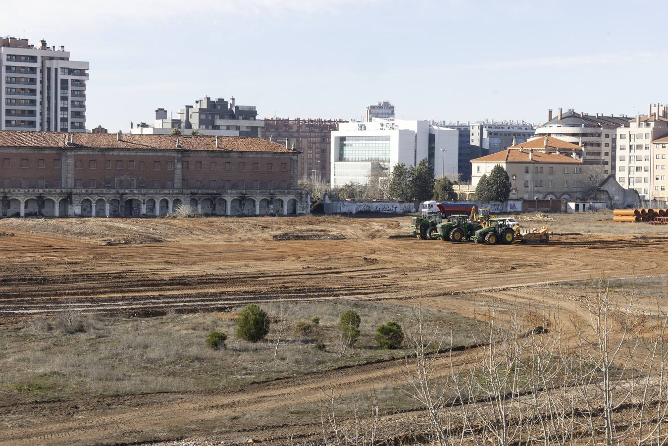 Fotos: Trabajos de urbanización en los terrenos de los cuarteles de Farnesio de Valladolid