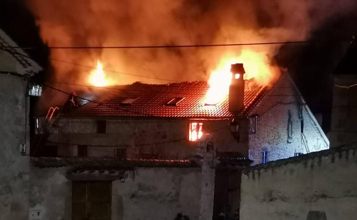 Incendio en una vivienda de Casla.