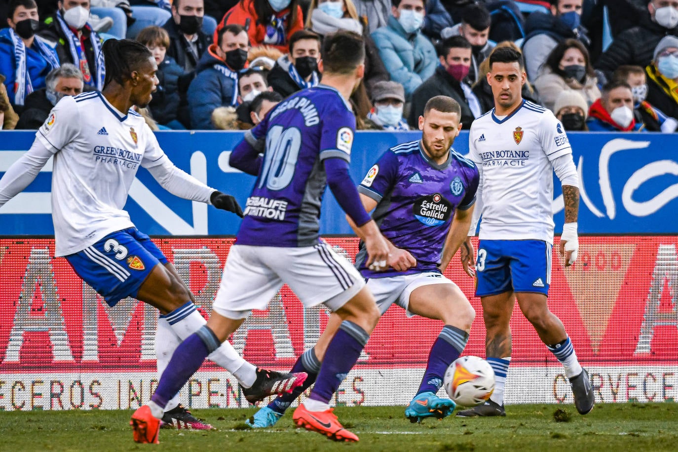 Partido entre el Real Zaragoza y el Real Valladolid, en La Romareda. 