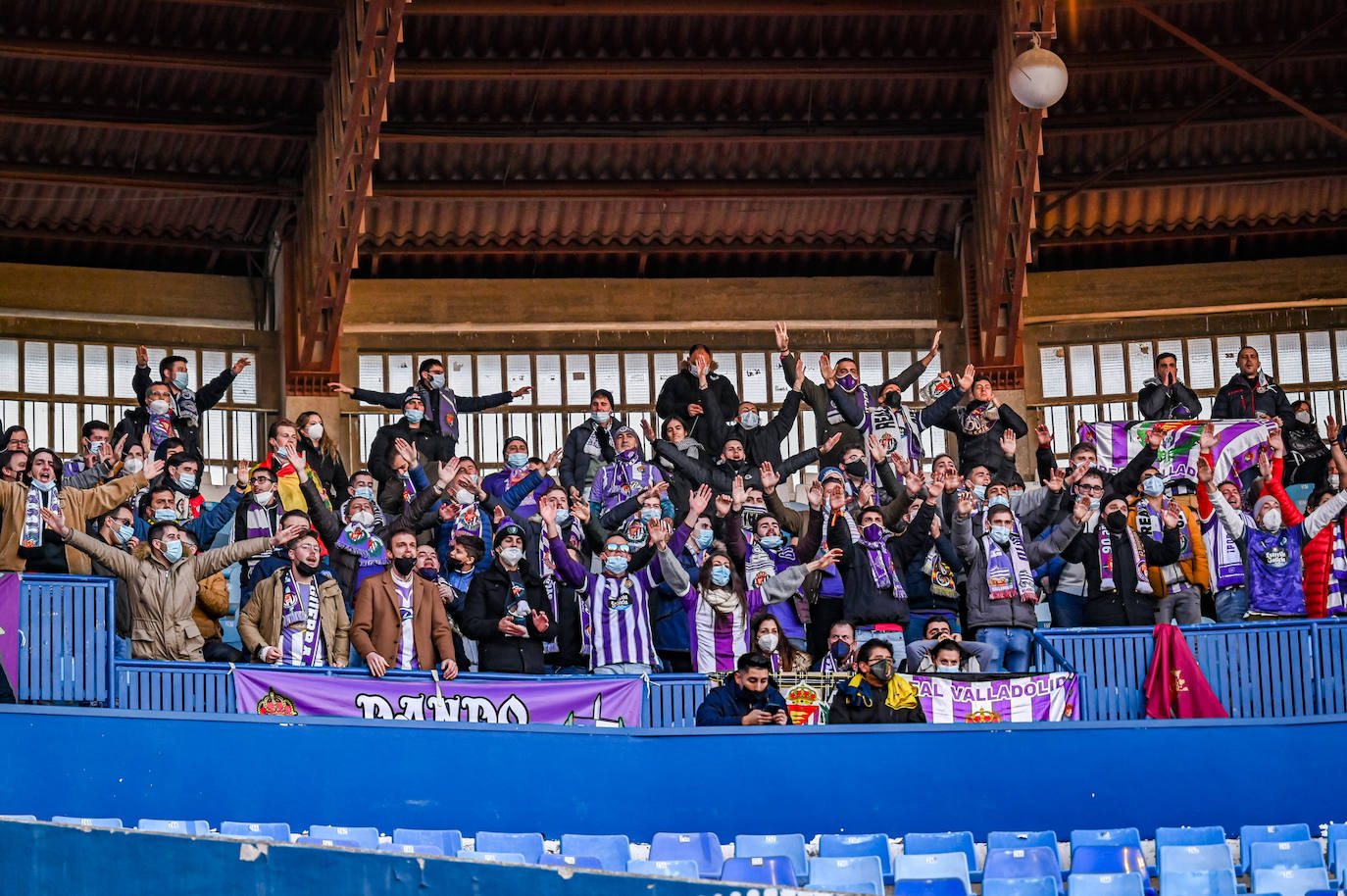 Partido entre el Real Zaragoza y el Real Valladolid, en La Romareda. 