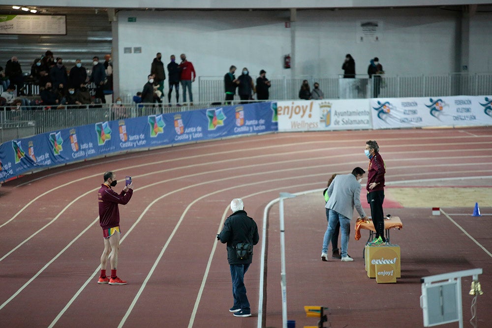 Bruno Hortelano, ilustres integrantes del 4x400, junto al salmantino Álvaro de Arriba, los grandes protagonistas de la tarde de atletismo en la Carlos Gil Pérez