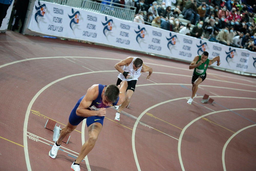 Bruno Hortelano, ilustres integrantes del 4x400, junto al salmantino Álvaro de Arriba, los grandes protagonistas de la tarde de atletismo en la Carlos Gil Pérez