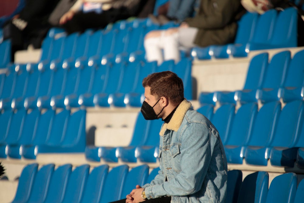 Espectacular remontada final de Unionistas ante el Rayo Majadahonda para volver al play-off (2-1)