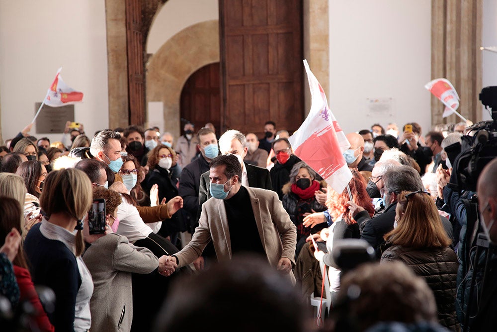 El candidato del PSOE a la Presidencia de la Junta ha visitado Salamanca junto a José Luis Rodríguez Zapatero y ha indicado que aprobará un fondo de 163 millones para ayudar a autónomos y empresas, y creará un instituto financiero público