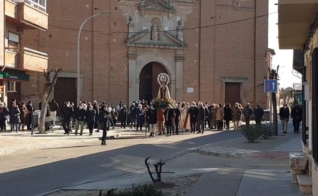 Procesión en honor a la Virgen de la Paz celebrada en La Seca. 