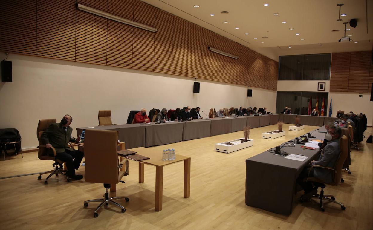 El Palacio de Congresos de Salamanca acogió ayer una sesión plenaria más de la Diputación de Salamanca. 