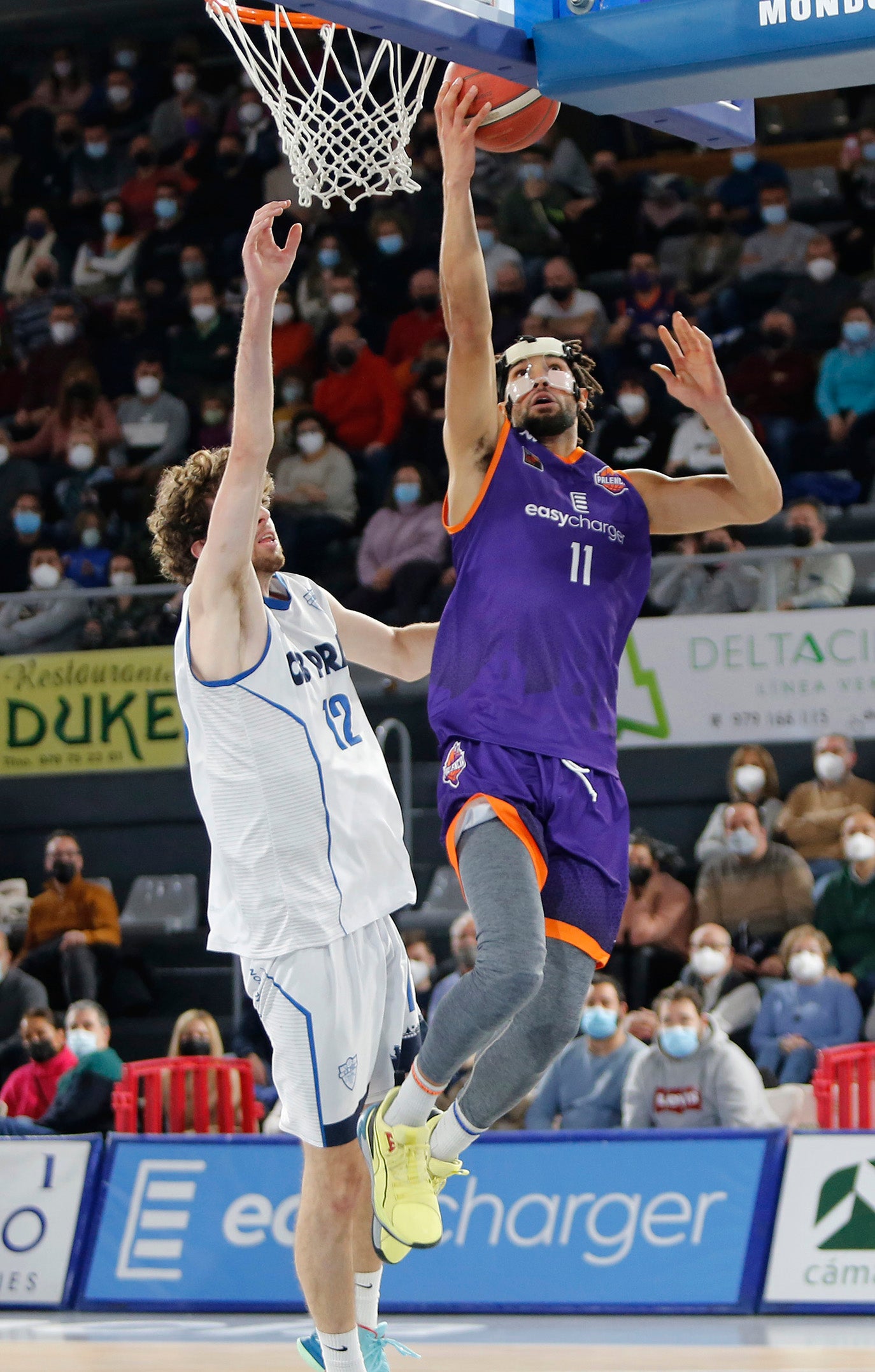 EasyCharger Palencia Baloncesto 74 - 83 C.B Prat