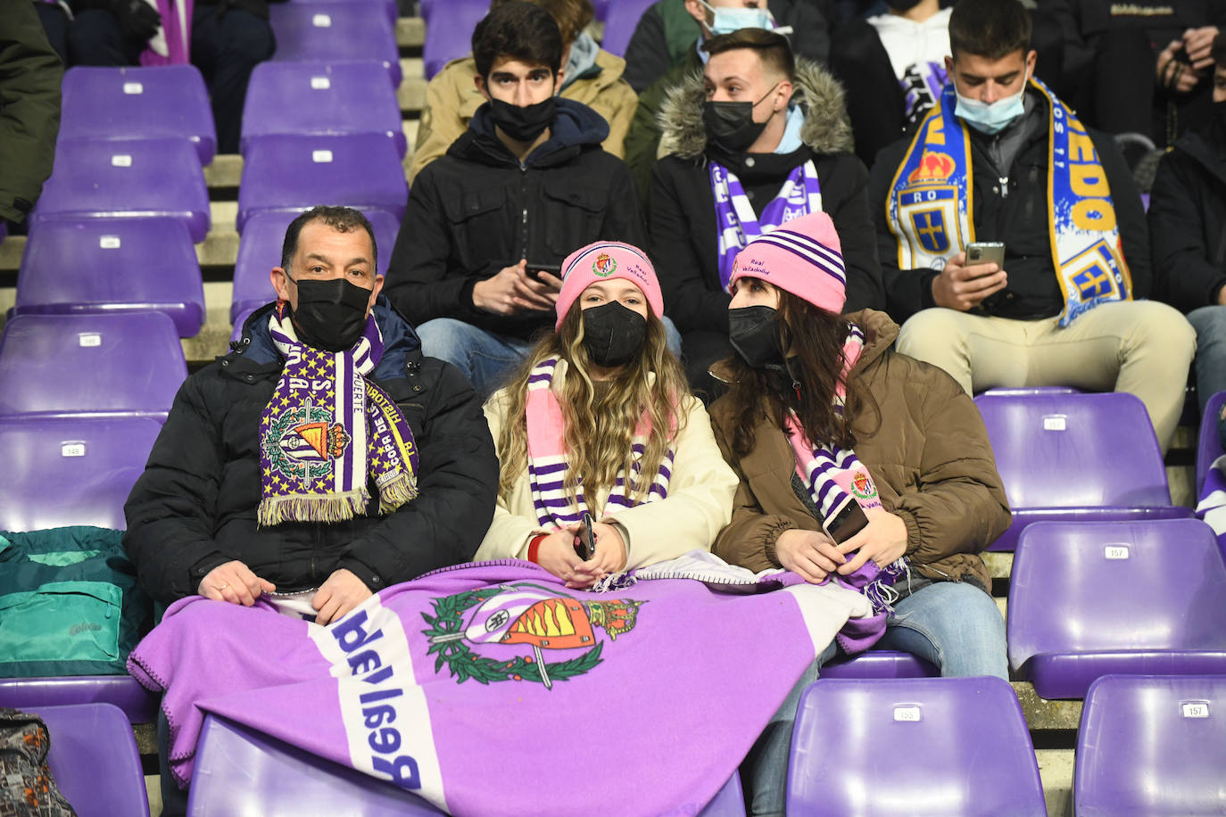 Fotos: Búscate en la grada del Real Valladolid-Sporting (1/4)