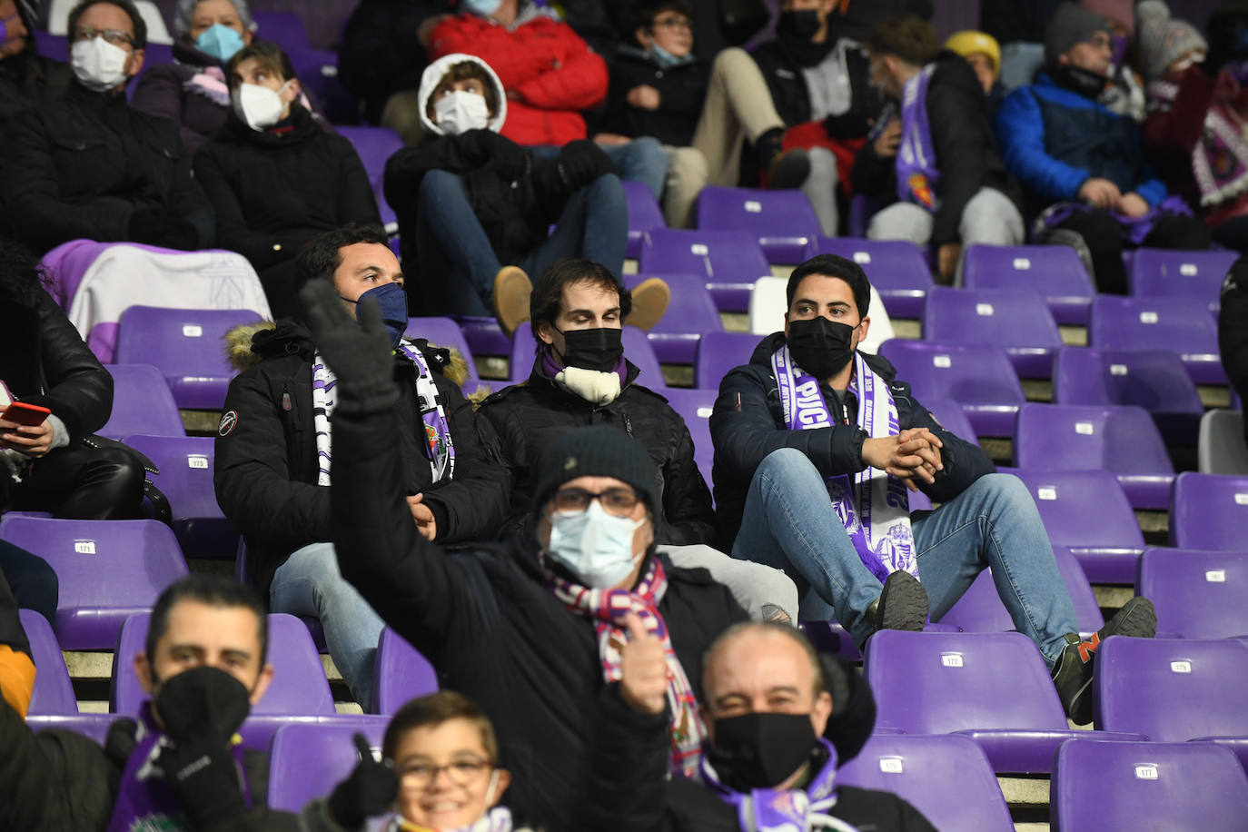 Fotos: Búscate en la grada del Real Valladolid-Sporting (1/4)