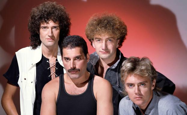 Brian May, Roger Taylor, Freddie Mercury y John Deacon. 