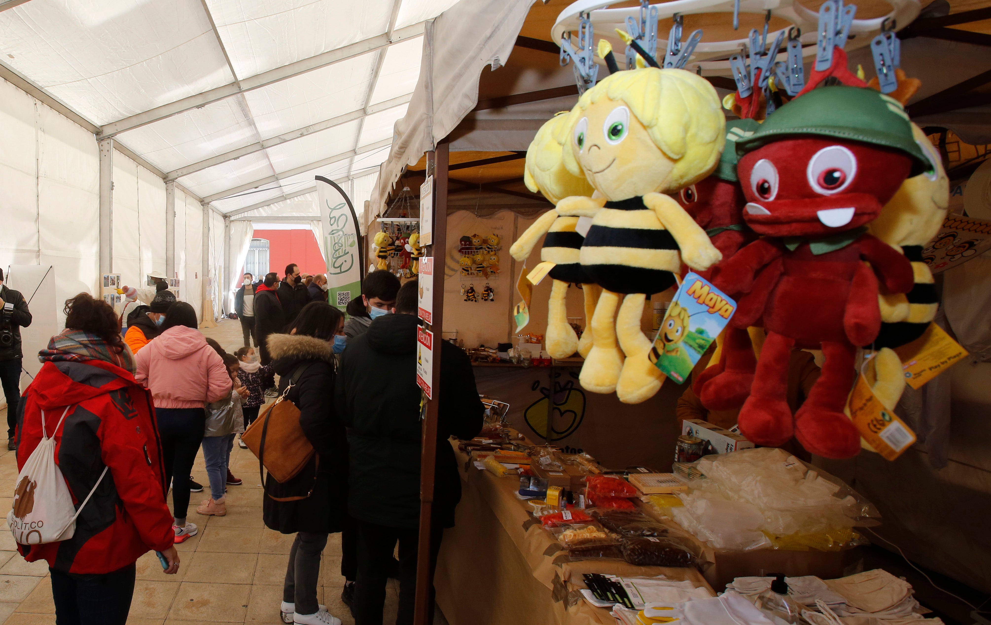 Inauguración de la III Feria de Apicultura en Palencia