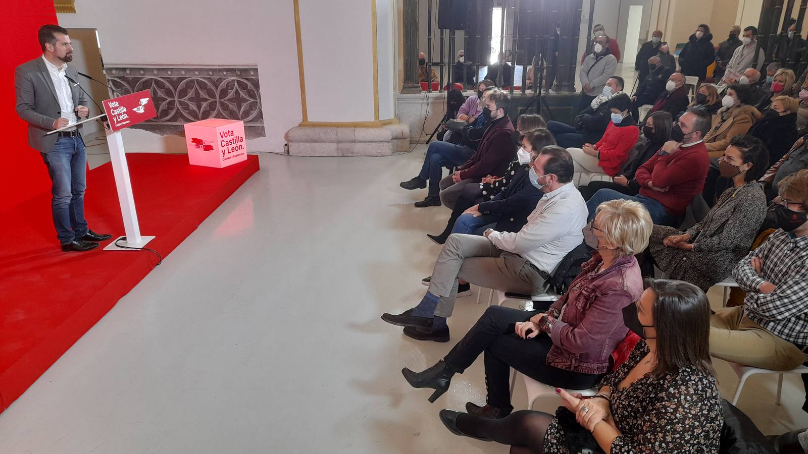 Fotos: Acto político del PSOE en Medina del Campo con Luis Tudanca y Carmen Calvo