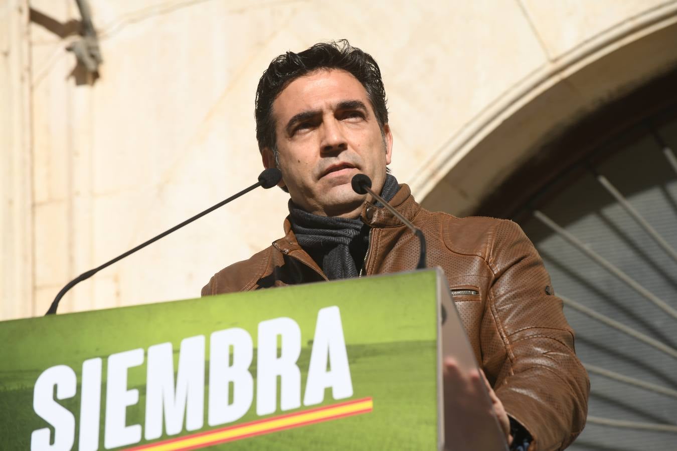 Fotos: Mitin de Vox en Valladolid con la diputada Macarena Olona