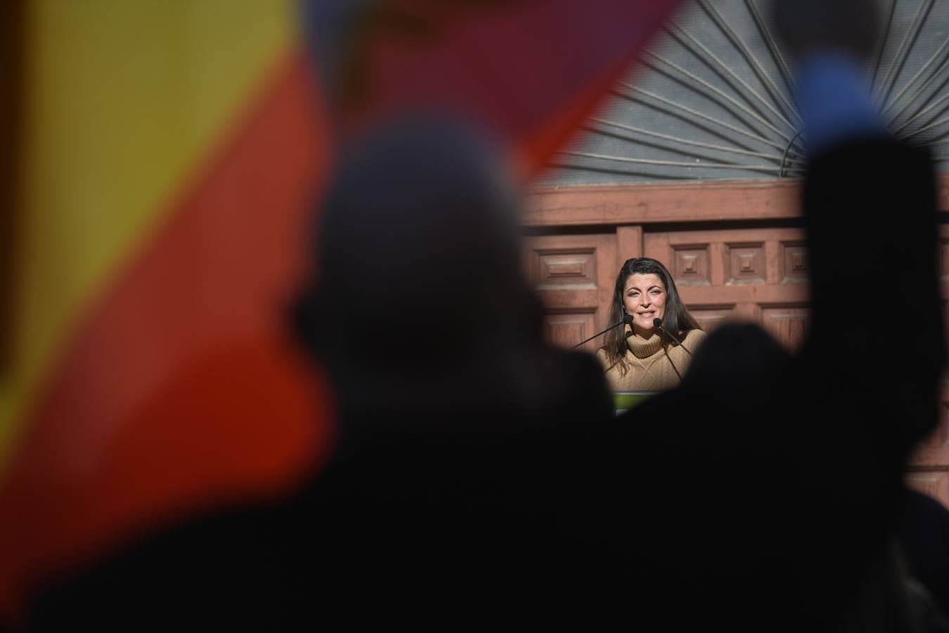 Fotos: Mitin de Vox en Valladolid con la diputada Macarena Olona