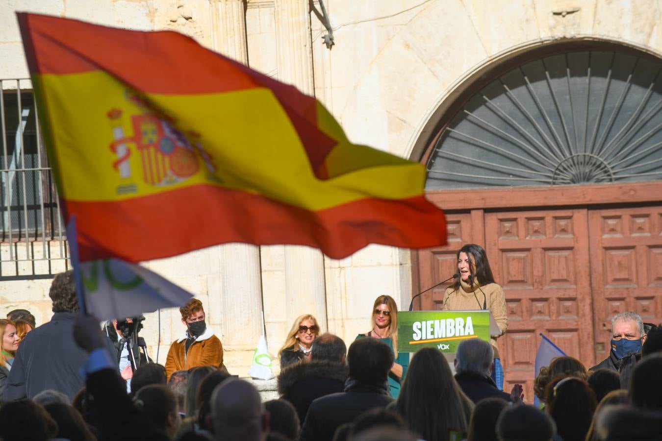 Fotos: Mitin de Vox en Valladolid con la diputada Macarena Olona