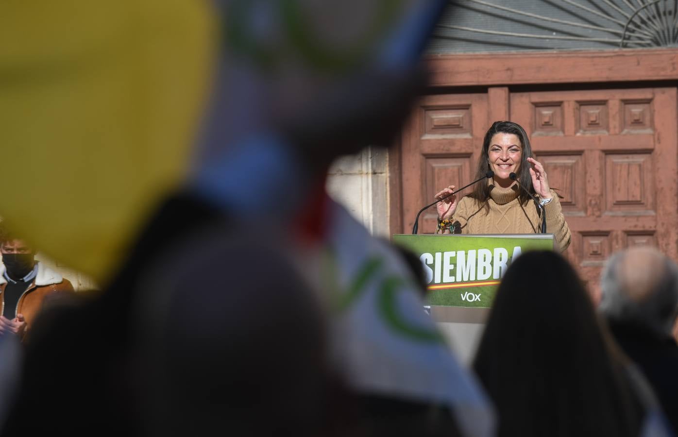 Fotos: Mitin de Vox en Valladolid con la diputada Macarena Olona