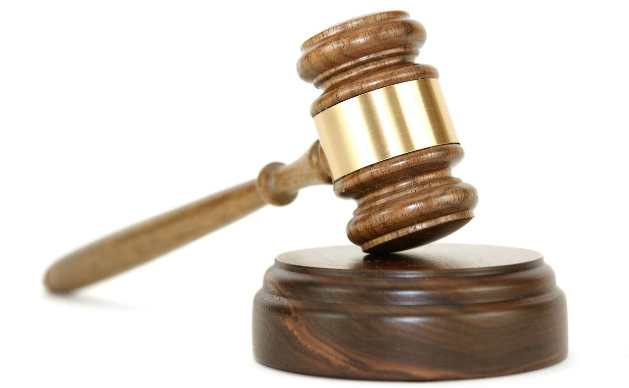 Valladolid: Anulada la sanción del Colegio de Abogados a una abogada por modificar un acuerdo y remitirlo al juzgado