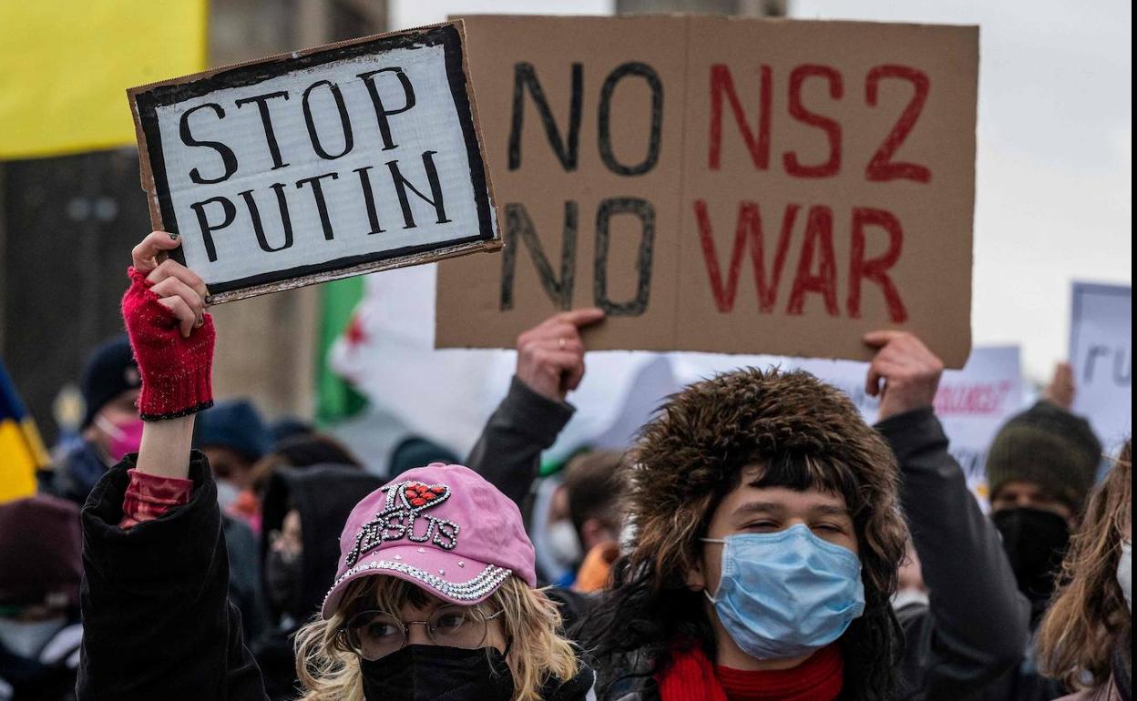 Protesta contra la guerra en la Puerta de Brandenburgo de Berlín, el 30 de enero de 2022.