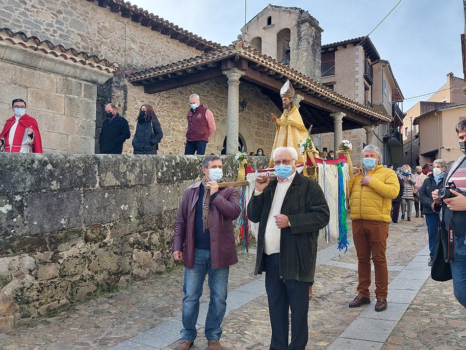Santibáñez de la Sierra enviará la recaudación del ofertorio de San Blas a La Palma