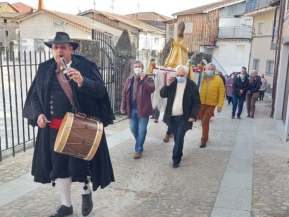 Santibáñez de la Sierra enviará la recaudación del ofertorio de San Blas a La Palma