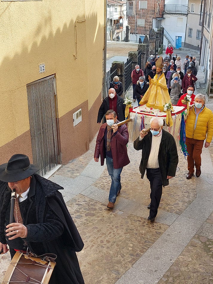 Santibáñez de la Sierra enviará la recaudación del ofertorio de San Blas a La Palma