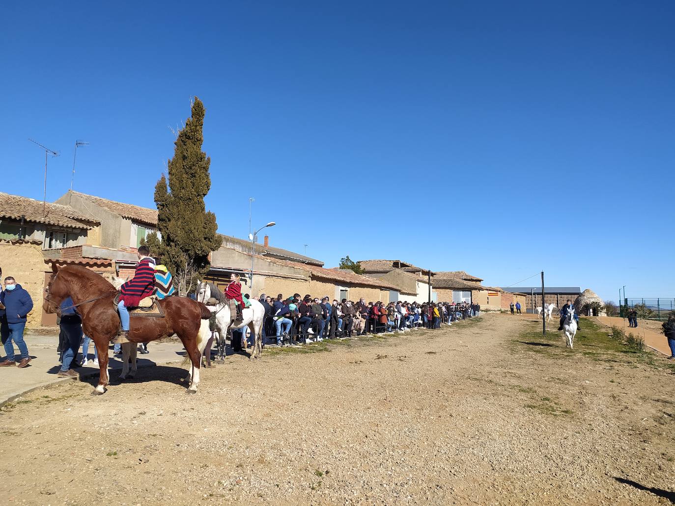 Carrera de cintas a caballo de Villagarcía de Campos y Tordehumos. 