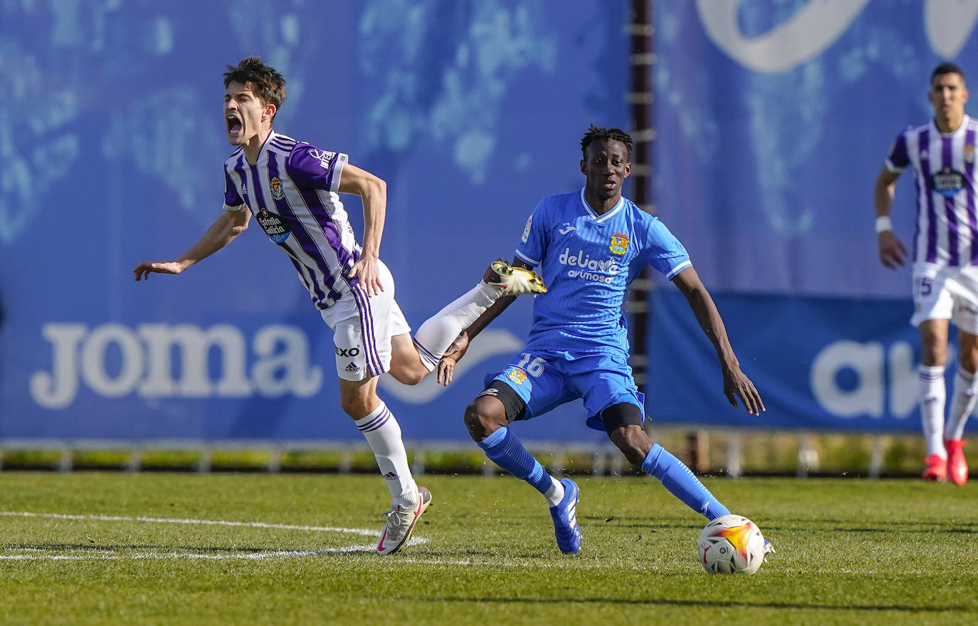 Fotos: Empate del Real Valladolid ante el Fuenlabrada (2/2)