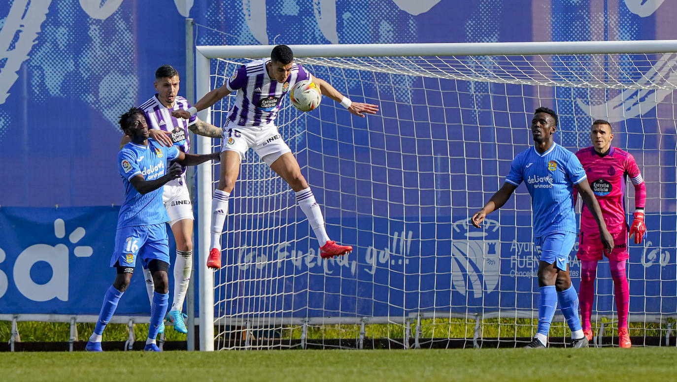 Fotos: Empate del Real Valladolid ante el Fuenlabrada (2/2)