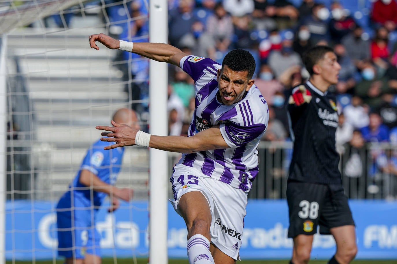 Fotos: Empate del Real Valladolid ante el Fuenlabrada (2/2)