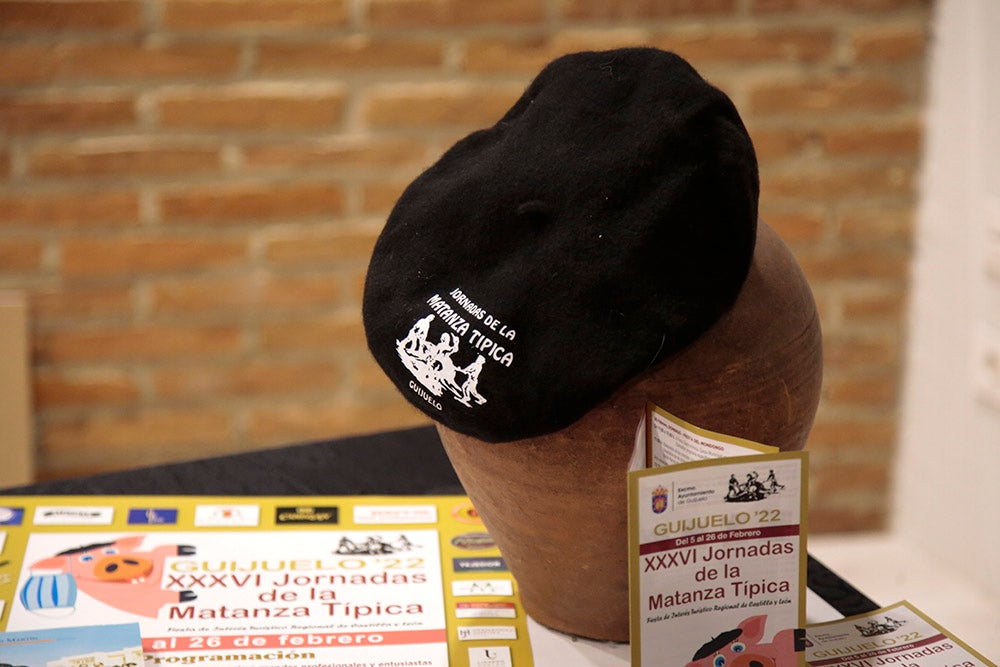 La exposición de enseres típicos y el pregón-homenaje inauguran las XXXVI Jornadas de la Matanza Típica de Guijuelo