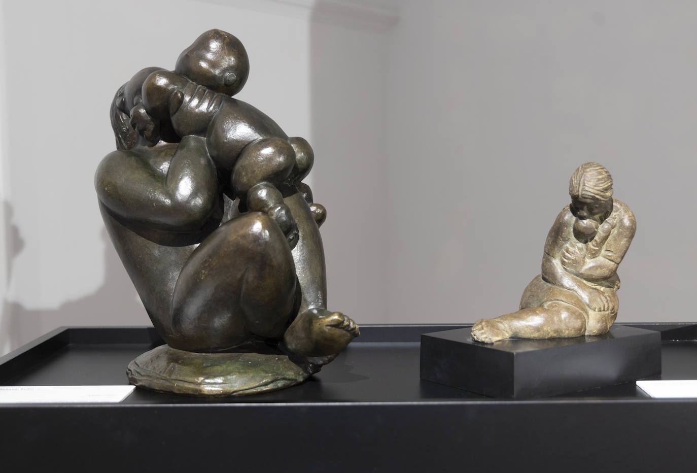 Varios momentos en la exposición 'Femenino rural', en la sala de la Pasión. 