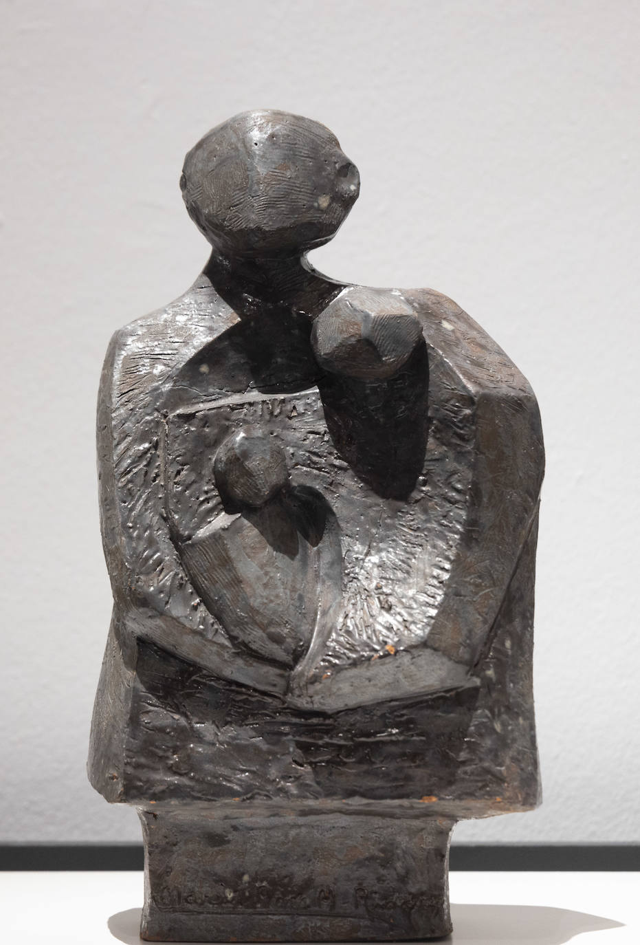 Varios momentos en la exposición 'Femenino rural', en la sala de la Pasión. 