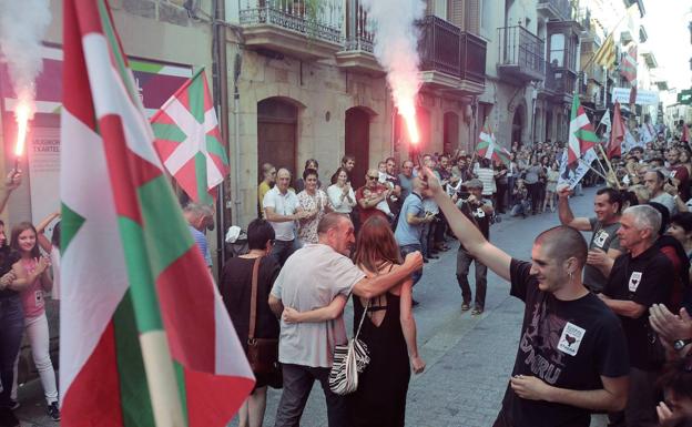 «Los 'ongi etorri' no ayudan mucho»