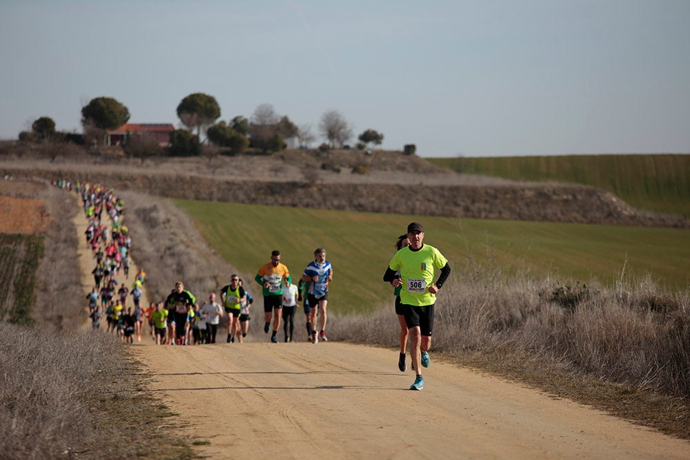 Manuel Vicente Tejedor y Verónica Sánchez culminaron sus correspondientes triunfos en la Liga de Cross imponiéndose en la última jornada en Cabrerizos