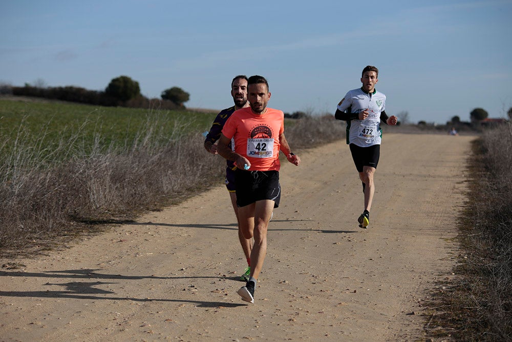 Manuel Vicente Tejedor y Verónica Sánchez culminaron sus correspondientes triunfos en la Liga de Cross imponiéndose en la última jornada en Cabrerizos