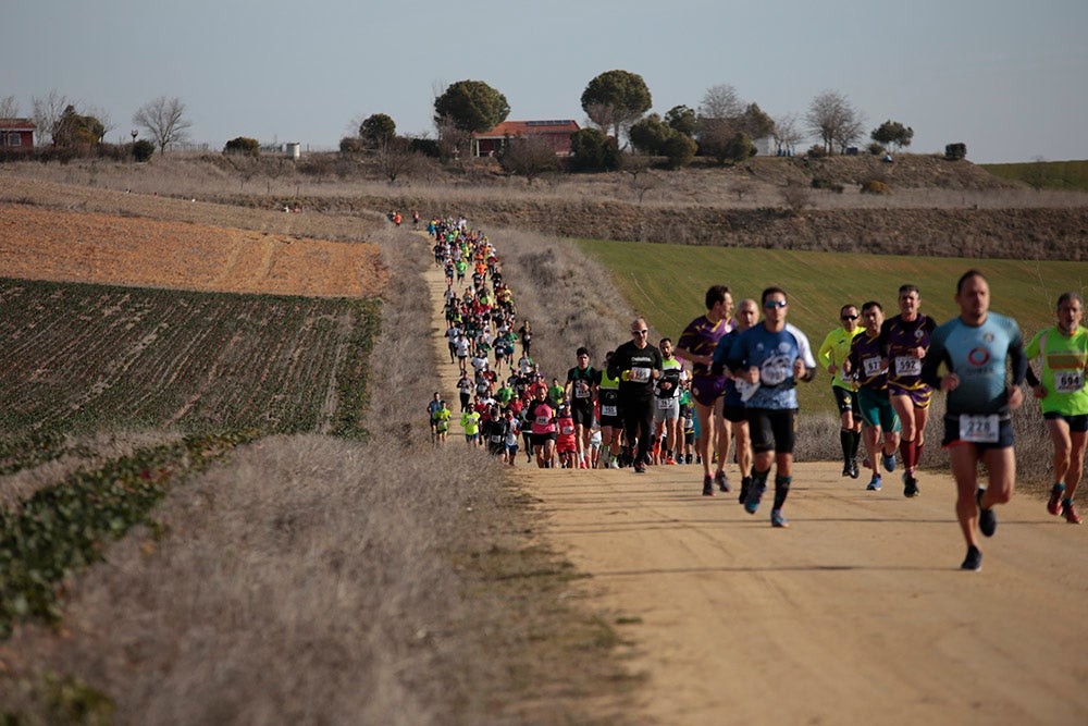 Manuel Vicente Tejedor y Verónica Sánchez culminaron sus correspondientes triunfos en la Liga de Cross imponiéndose en la última jornada en Cabrerizos