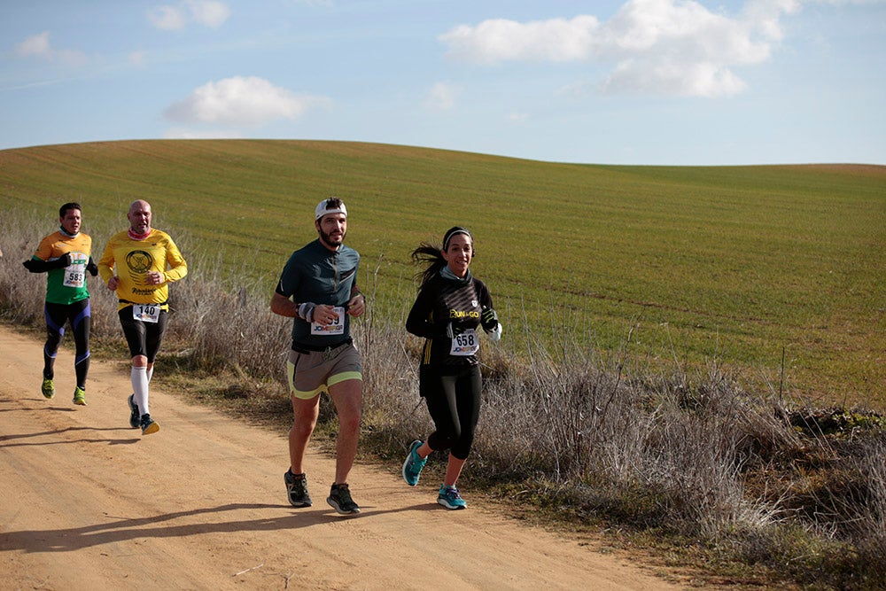 Manuel Vicente Tejedor y Verónica Sánchez culminaron sus correspondientes triunfos en la Liga de Cross imponiéndose en la última jornada en Cabrerizos