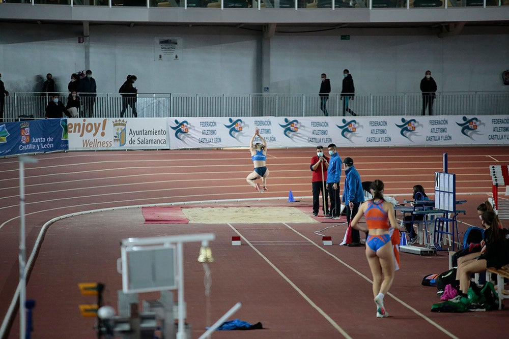 Hortelano y Erta logran la mínima mundialista en 400 en Salamanca, Óscar Husillos abandona y Álvaro de Arriba se queda cerca en 800