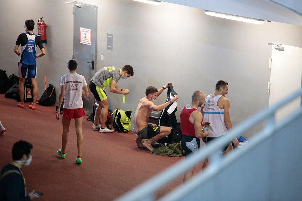 Hortelano y Erta logran la mínima mundialista en 400 en Salamanca, Óscar Husillos abandona y Álvaro de Arriba se queda cerca en 800