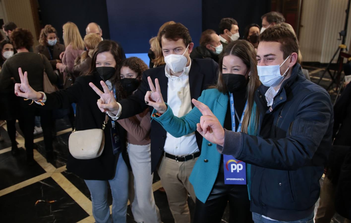 Fotos: Alfonso Fernández Mañueco celebra su victoria en las elecciones de Castilla y León