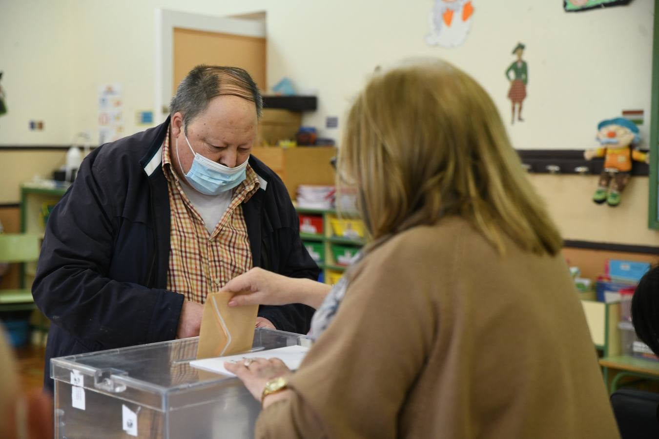 Fotos: Así ha sido la jornada electoral en Valladolid (2/2)