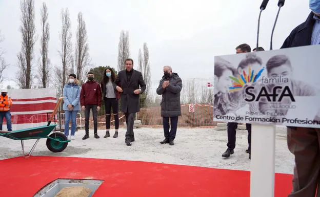 Un momento del acto celebrado ayer en el colegio de la SAFA de la carretera de Arcas Reales.