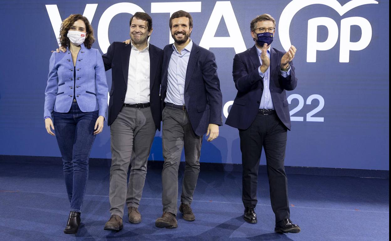 Ayuso, Mañueco, Casado y Feijóo, en el cierre de campaña del PP.