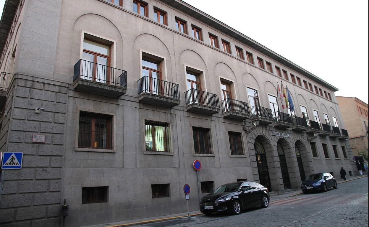 Edificio de la Audiencia Provincia de Segovia. 